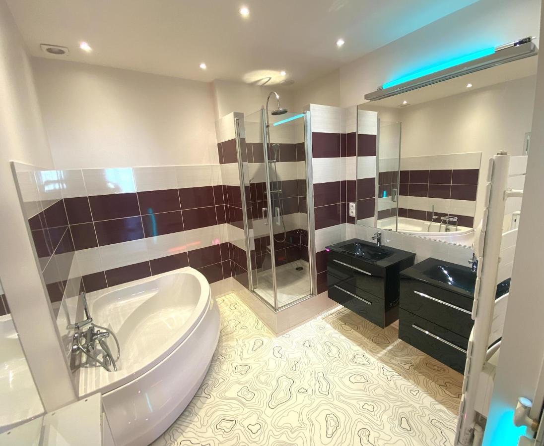 Floydroom'S Pau Chambre Hotes Dans Appartement Partage Proche Chateau 外观 照片