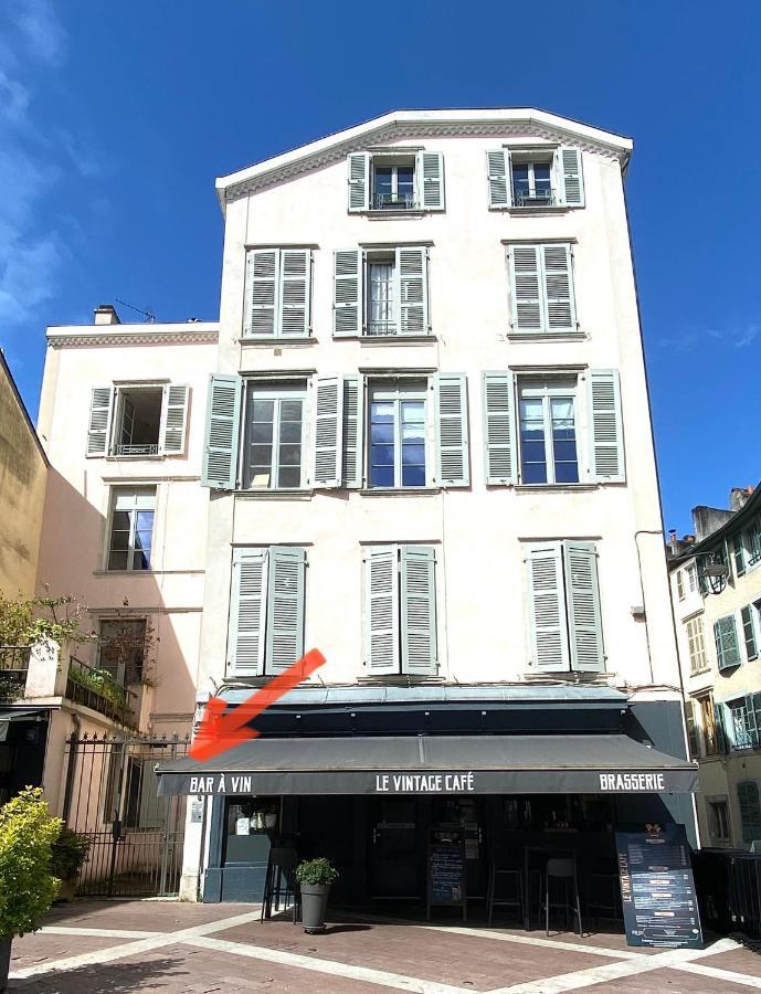 Floydroom'S Pau Chambre Hotes Dans Appartement Partage Proche Chateau 外观 照片